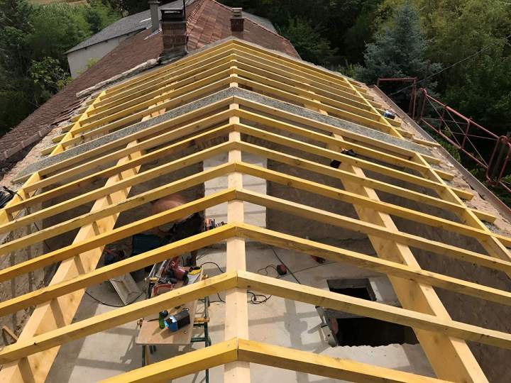 Travaux de charpente Saint-Paul-Trois-Châteaux